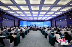 大学人工智能研究院院长、通用人工智能研究院